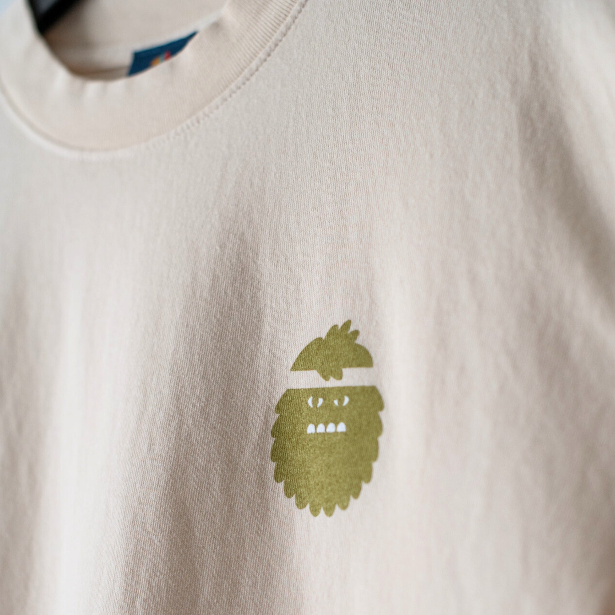 Bigfoot Met an Iguana Tee