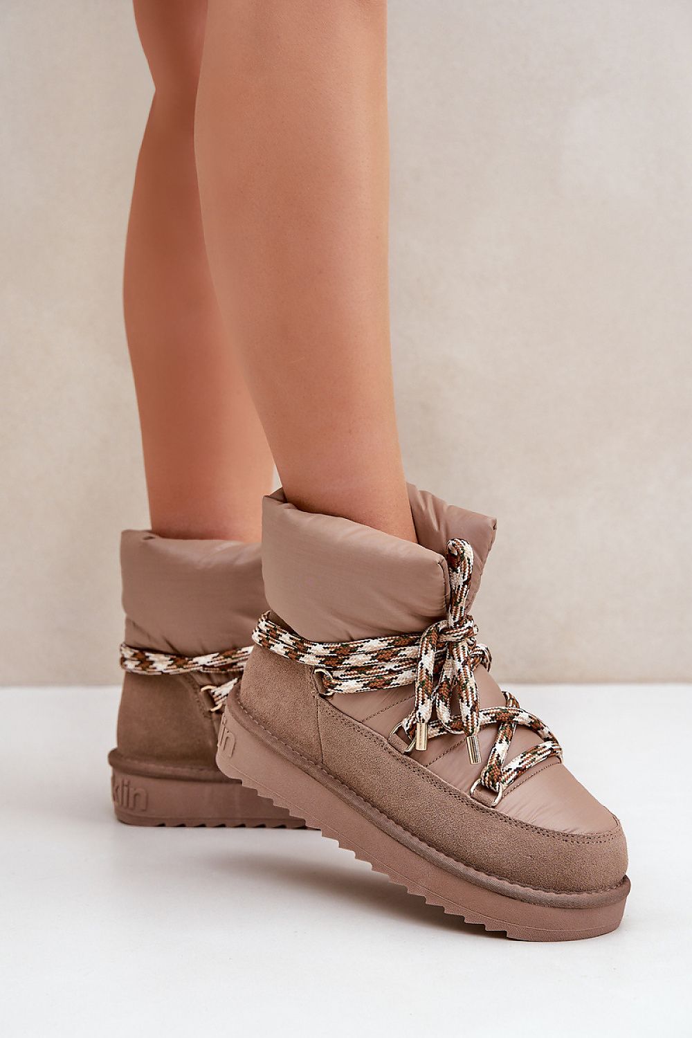 Snow Boots with Laces
