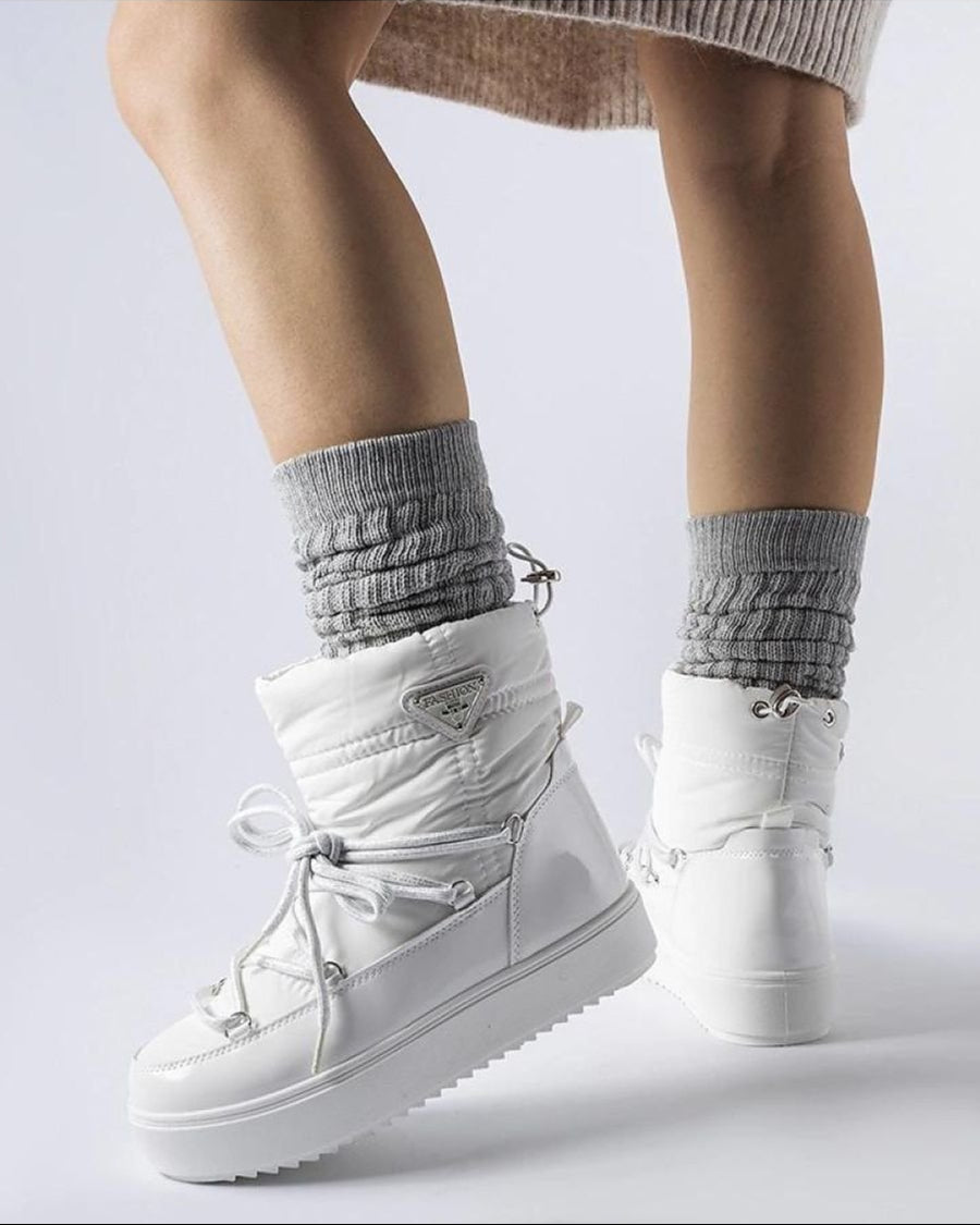 White Snow Boots