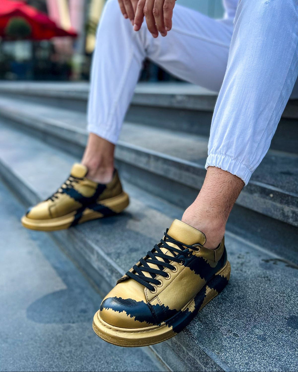 Men's Sneaker Lisbon Gold & Black