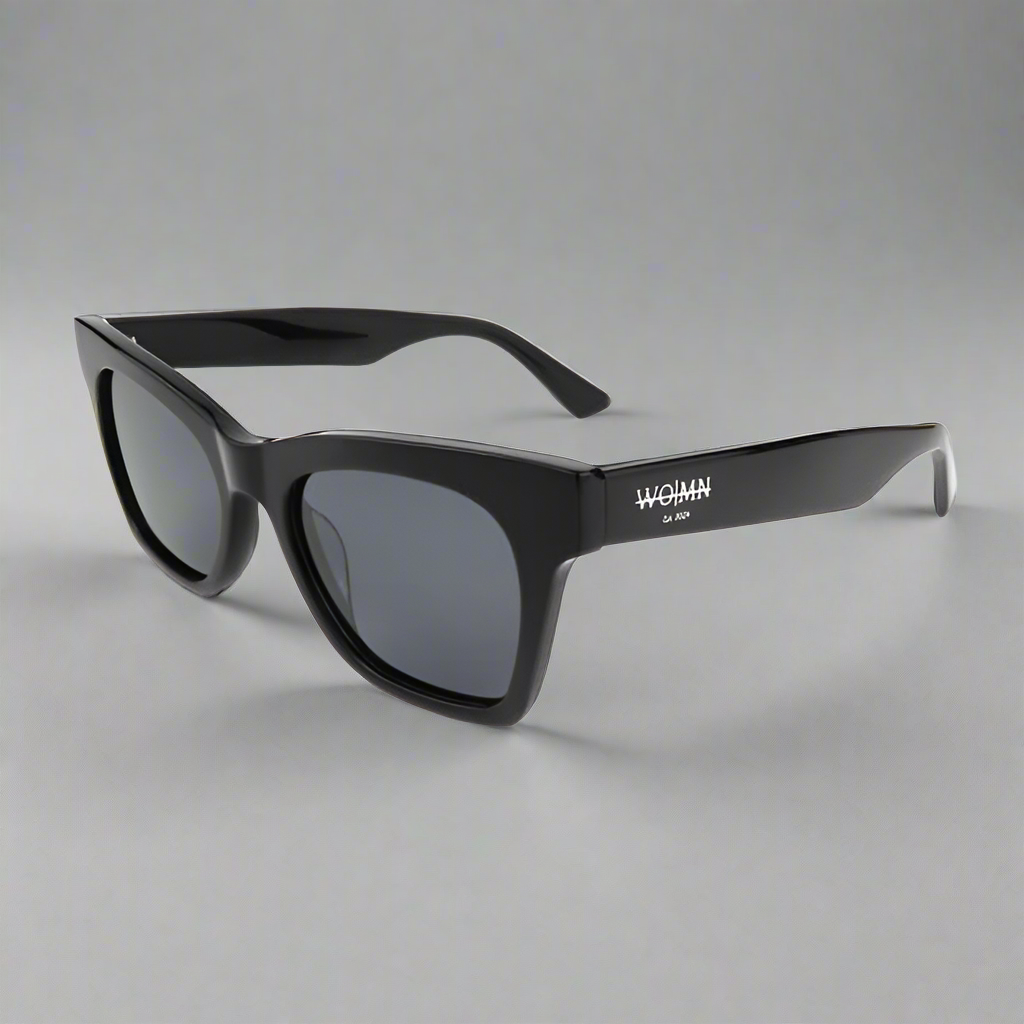 WO|MN Bold and Sleek Square Sunglasses | Black