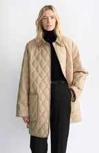 Diamond Texture Splicing Lapel 90 White Goose Down Barn Jacket