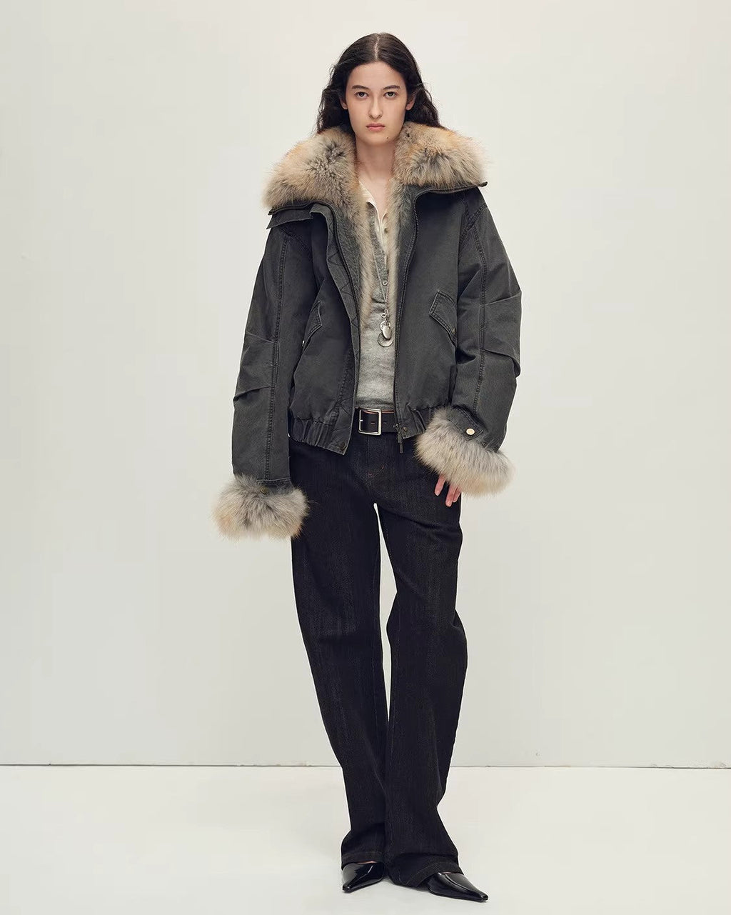 Cropped Fur Parka with Raccoon Fur Trim & Goose Down | Multi-Pocket Utility Style ‘Nordic Woods’