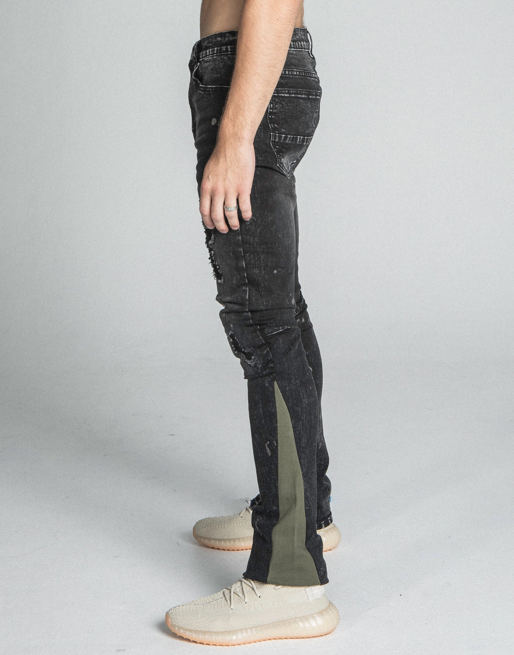 Armor Jeans Distressed Star Stacked Black/Brown | AR711