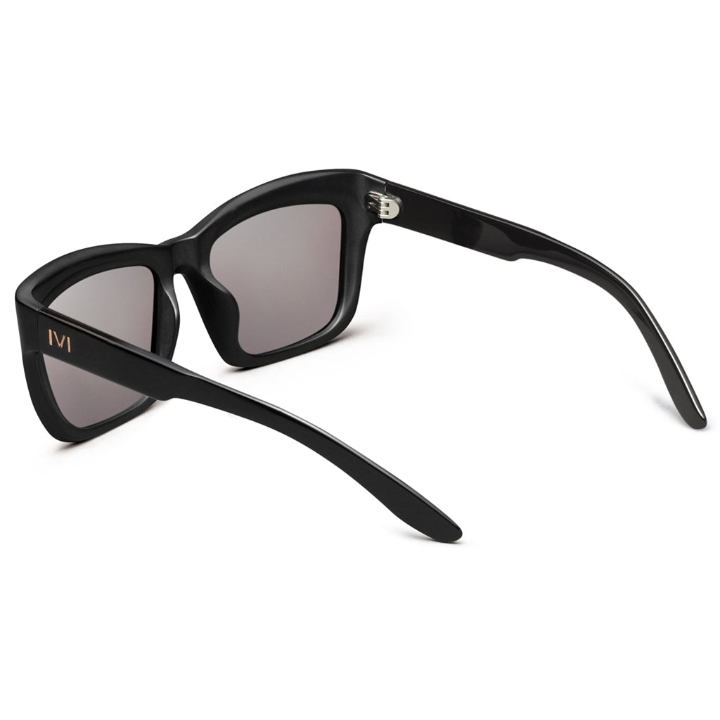 IVI Sunglasses Bonnie Polished Black | Rose Gradient Lens