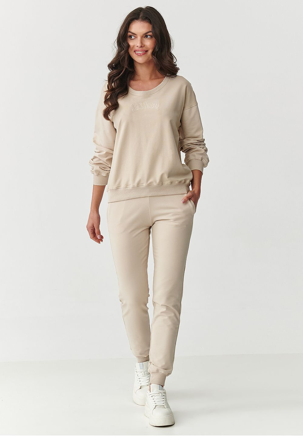 Relaxed Fit Sweatshirt and Sweatpants Tracksuit Set