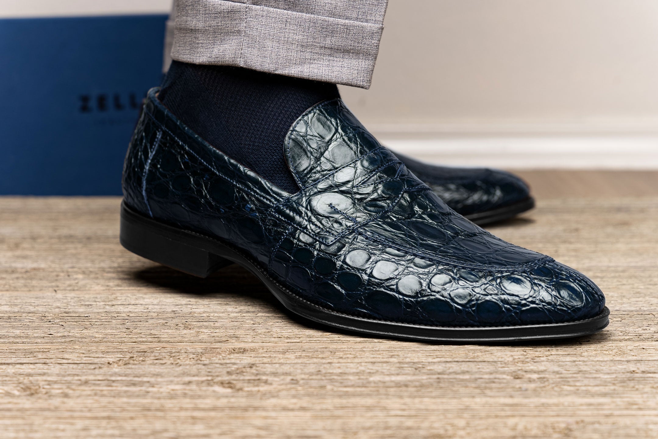 Roma Crocodile Penny Loafer | Navy