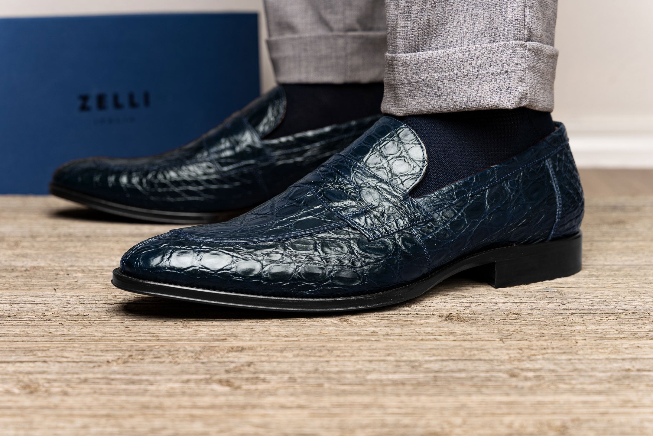 Roma Crocodile Penny Loafer | Navy