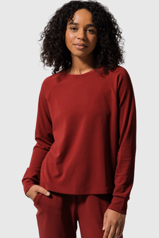 Women's The Ease Pullover | Burgundy