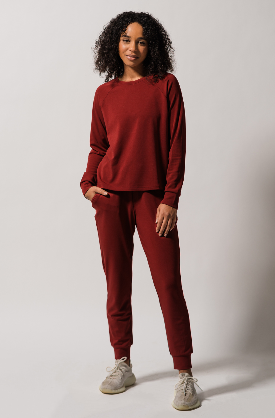 Women's The Ease Pullover | Burgundy