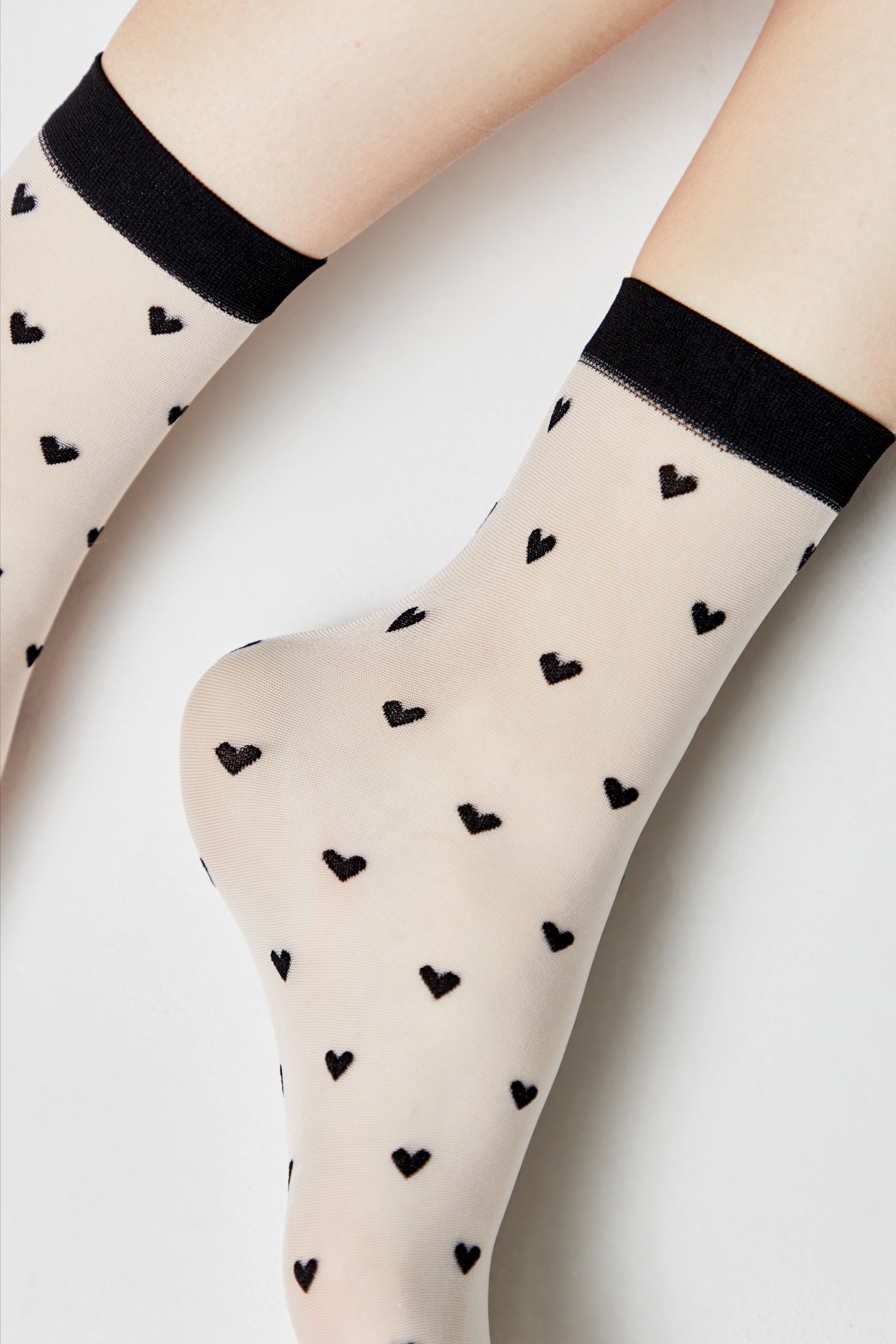 Conte Fantasy Socks Hearts Pattern