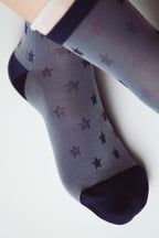 Conte Socks Classic 491 | Glossy Pattern and Decorative Transparent Mesh