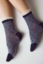 Conte Socks Classic 491 | Glossy Pattern and Decorative Transparent Mesh