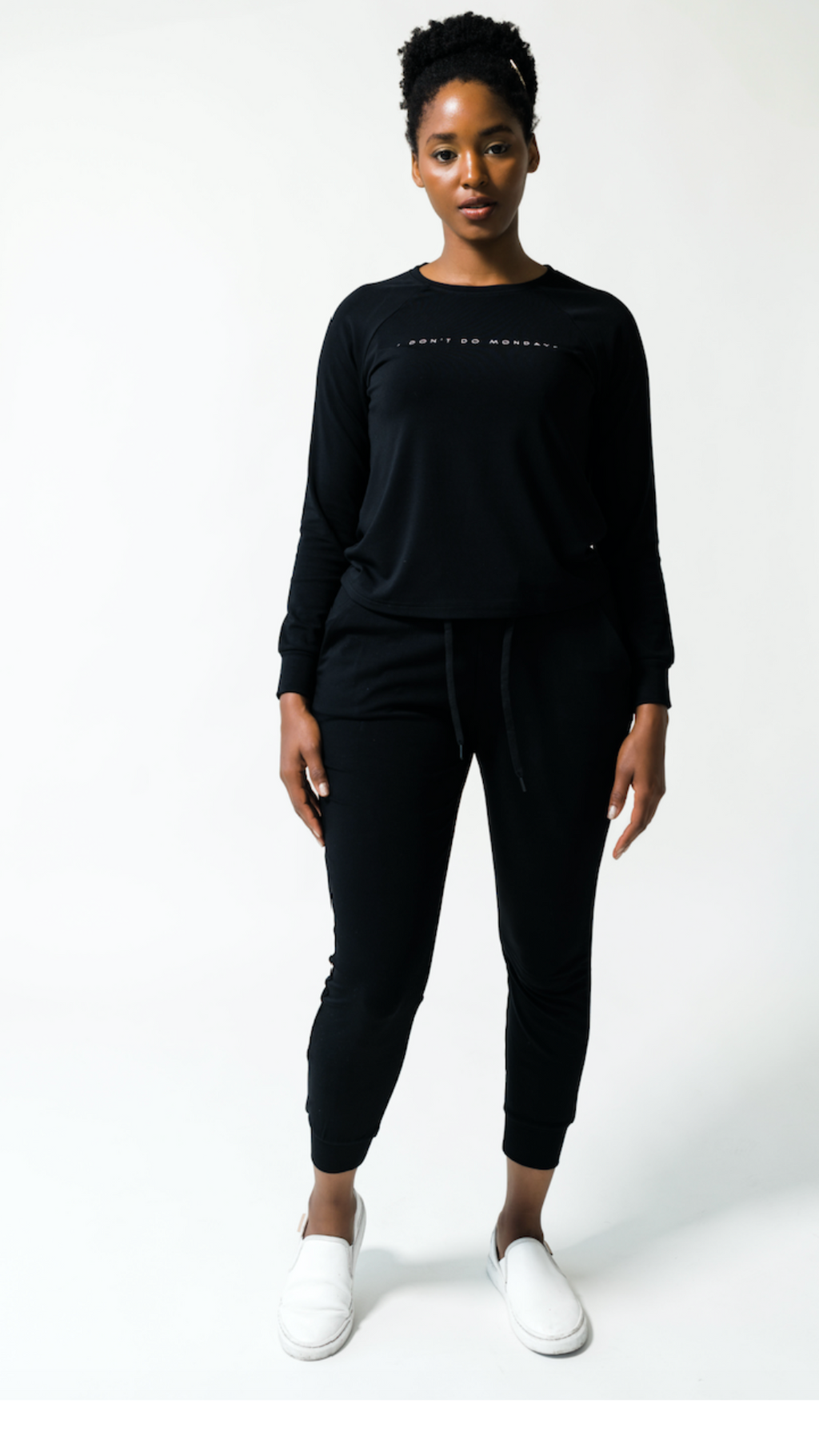 Women's 'I Don't Do Mondays' Bamboo Pullover | Black