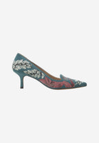 Mangará Ipê Suede Embroidered Pumps | Kitten Heel Style