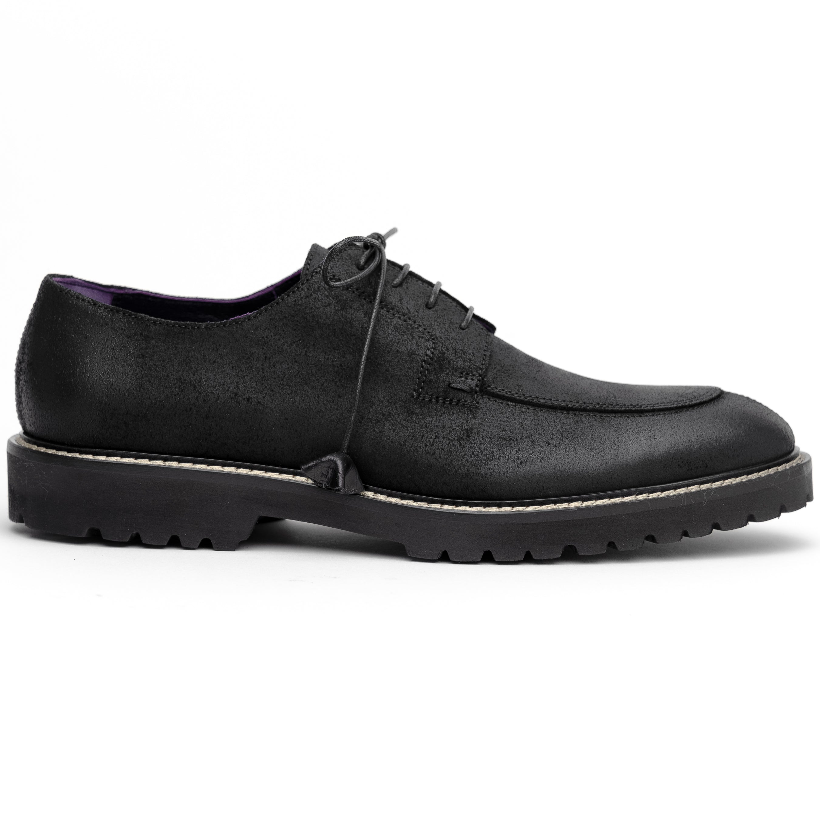 CAMPO Sueded Goatskin Lace-Up with Wax Finish | Black
