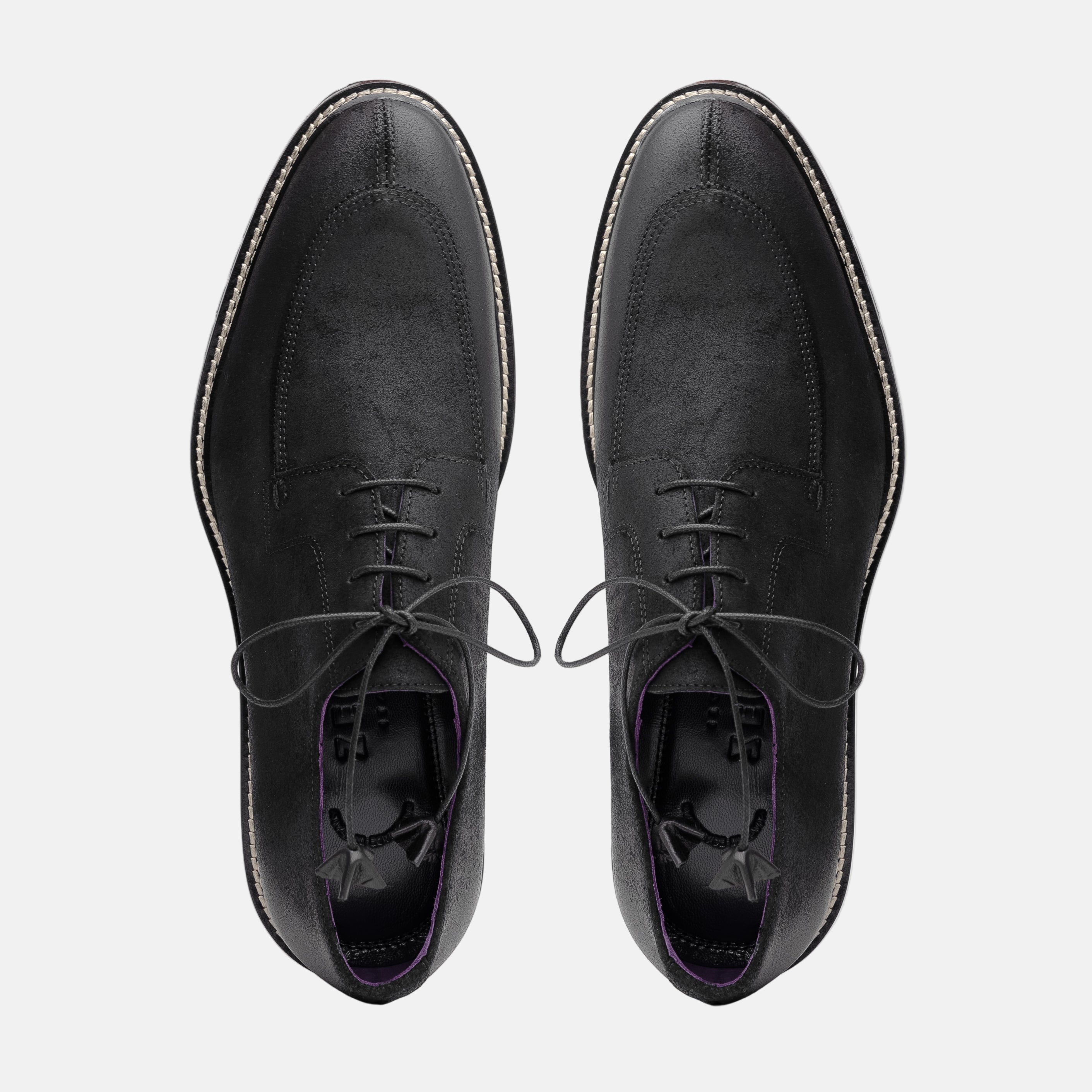 CAMPO Sueded Goatskin Lace-Up with Wax Finish | Black