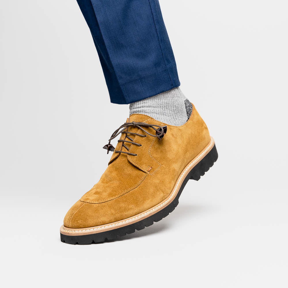 CAMPO Sueded Goatskin Lace-Up | Tobacco