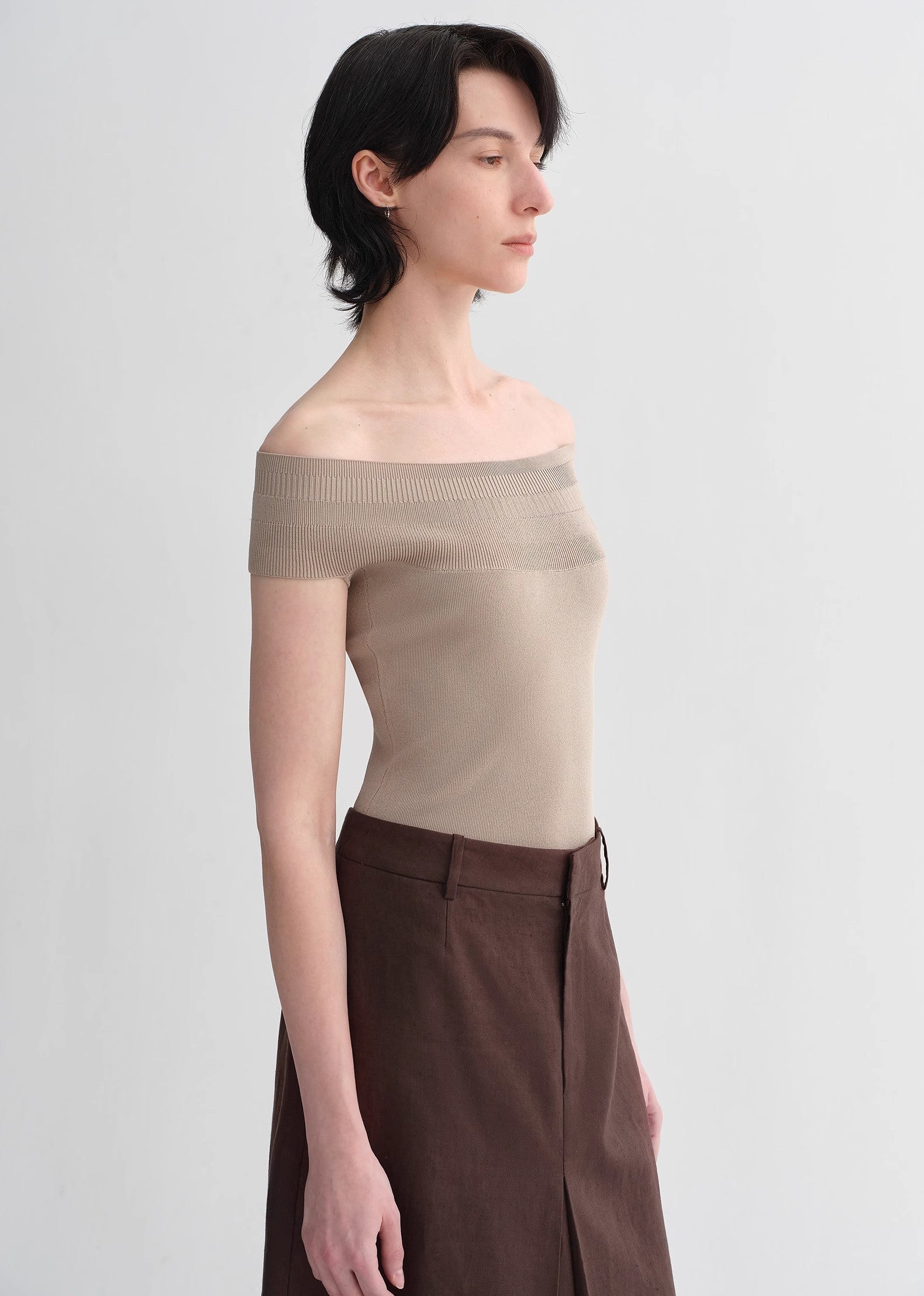 Mulberry Silk Blended One-Shoulder Strapless Summer Top