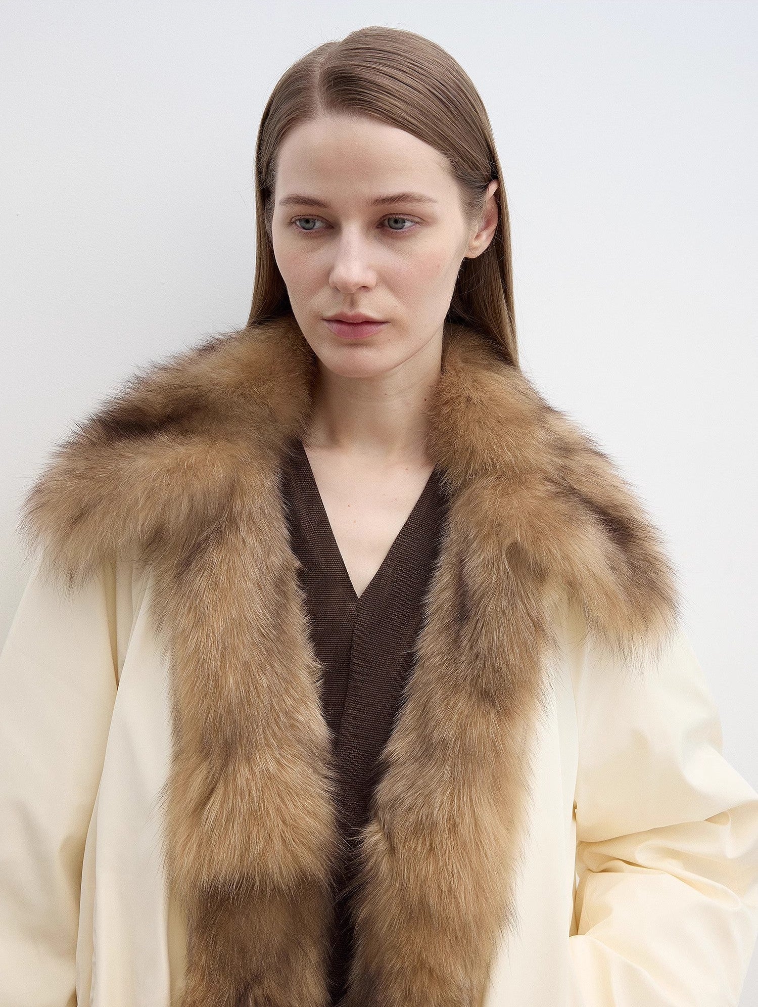 Fireladyfur Contrasting Fox Fur Collar Down Jacket 'Day and Night Rider'