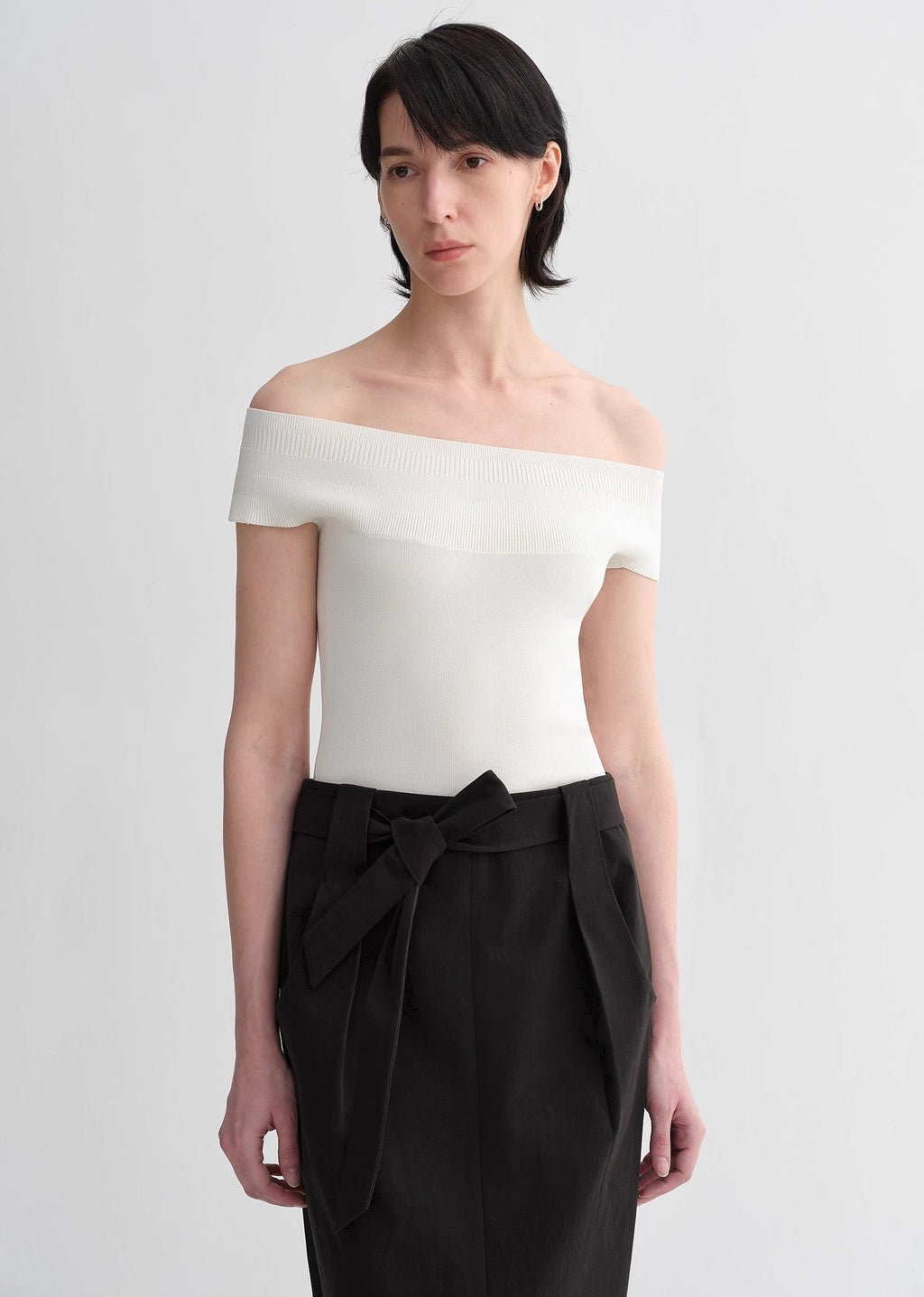Mulberry Silk Blended One-Shoulder Strapless Summer Top