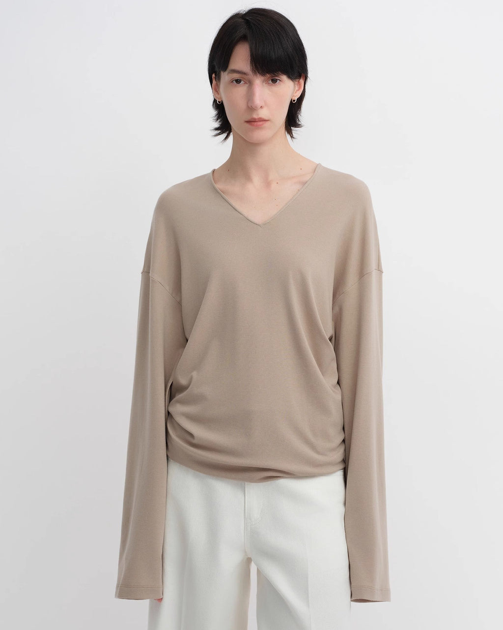 Tencel Wool V-Neck Two-Wear Elastic Hem T-Shirt