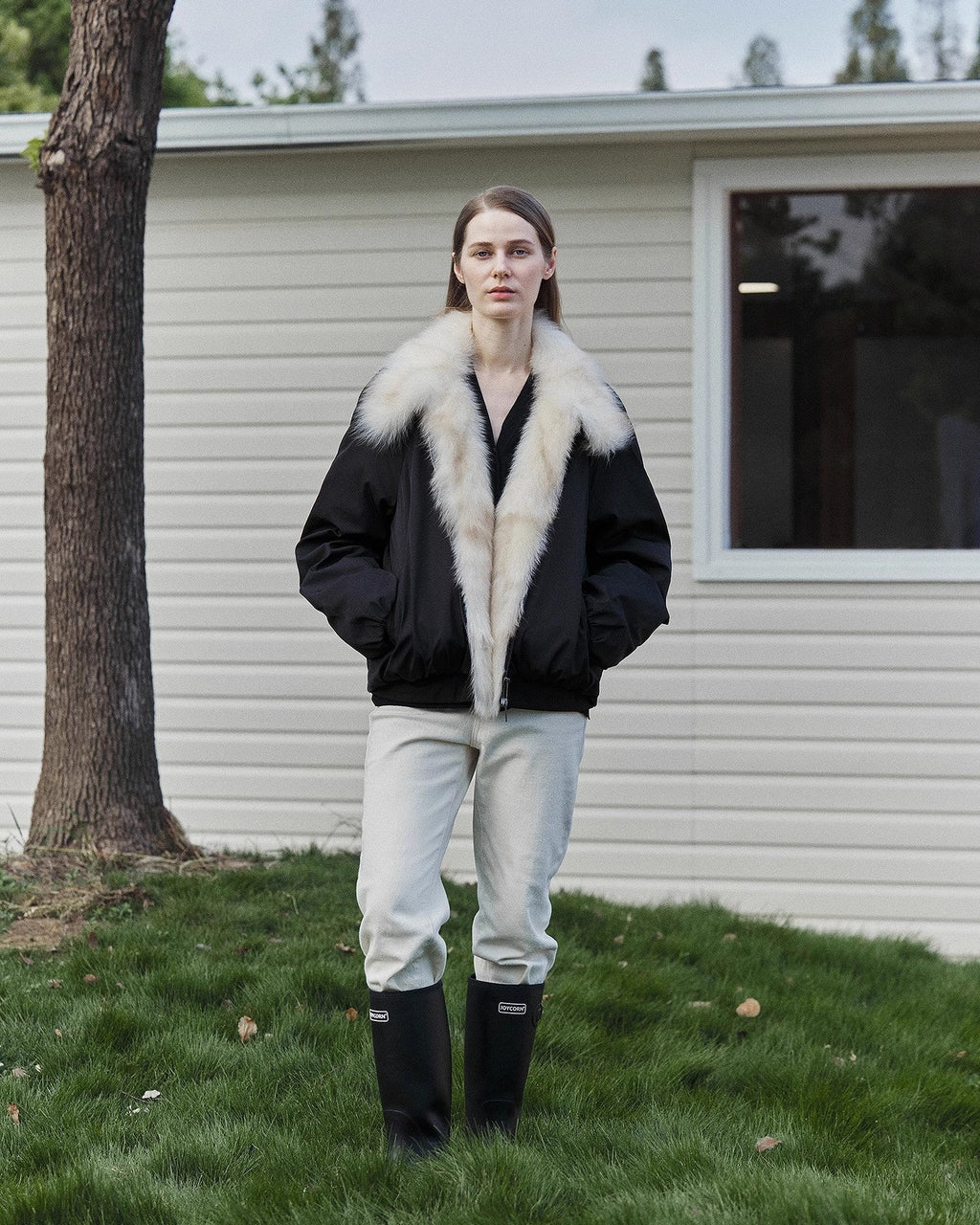 Fireladyfur Contrasting Fox Fur Collar Down Jacket 'Day and Night Rider'