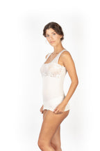 Mare Luxury Merino Wool Blend Women's Lace-Trimmed Tank Top