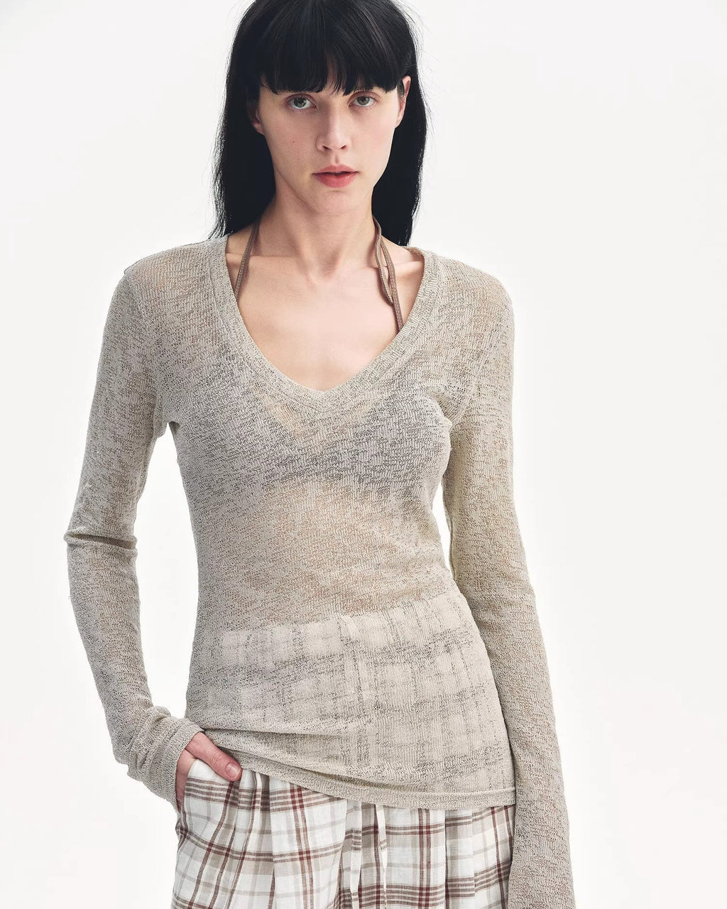 ‘Spring Old Dream’ Loose and Versatile Slightly Hollow V-Neck Top