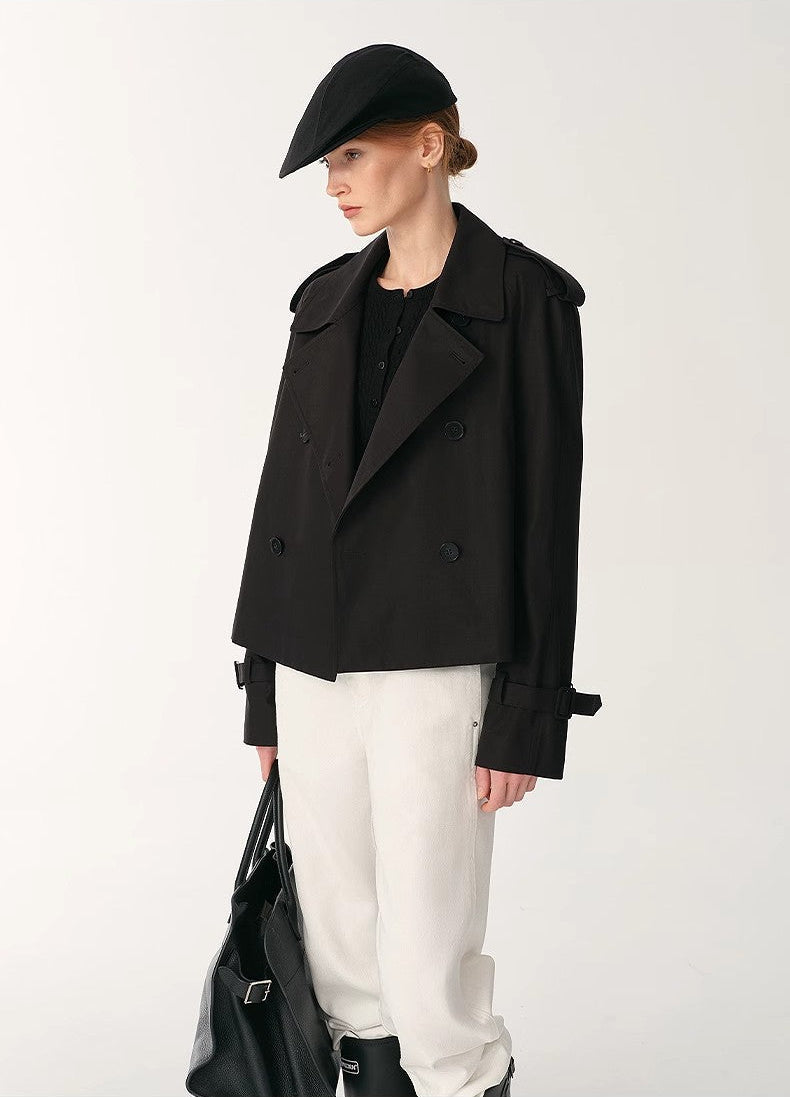 'Night Messenger' Anti-Wrinkle Waterproof Short Straight Windbreaker | Black