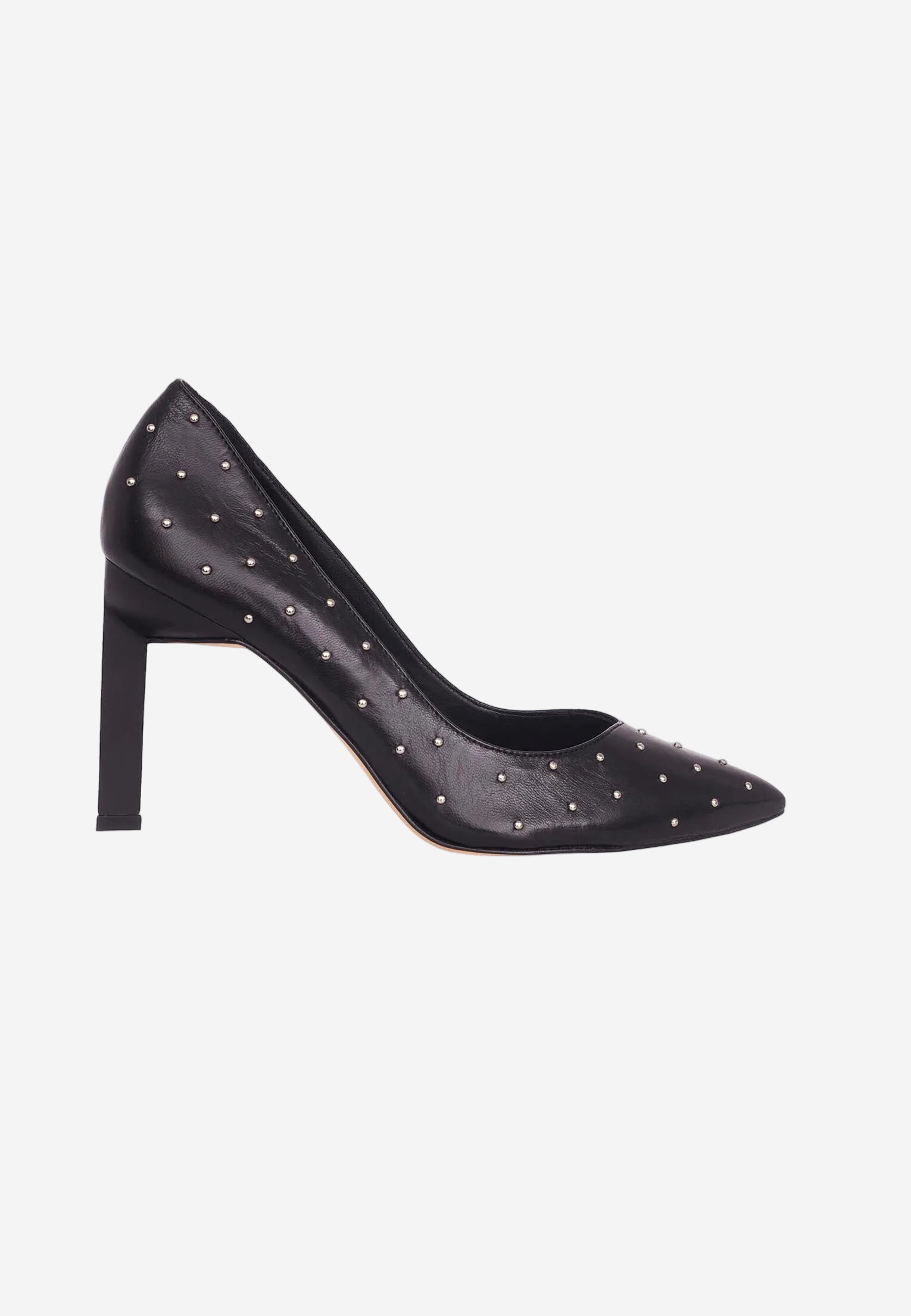Mangará Brushed Leather Pumps Callisia | High Heels with Metal Studs