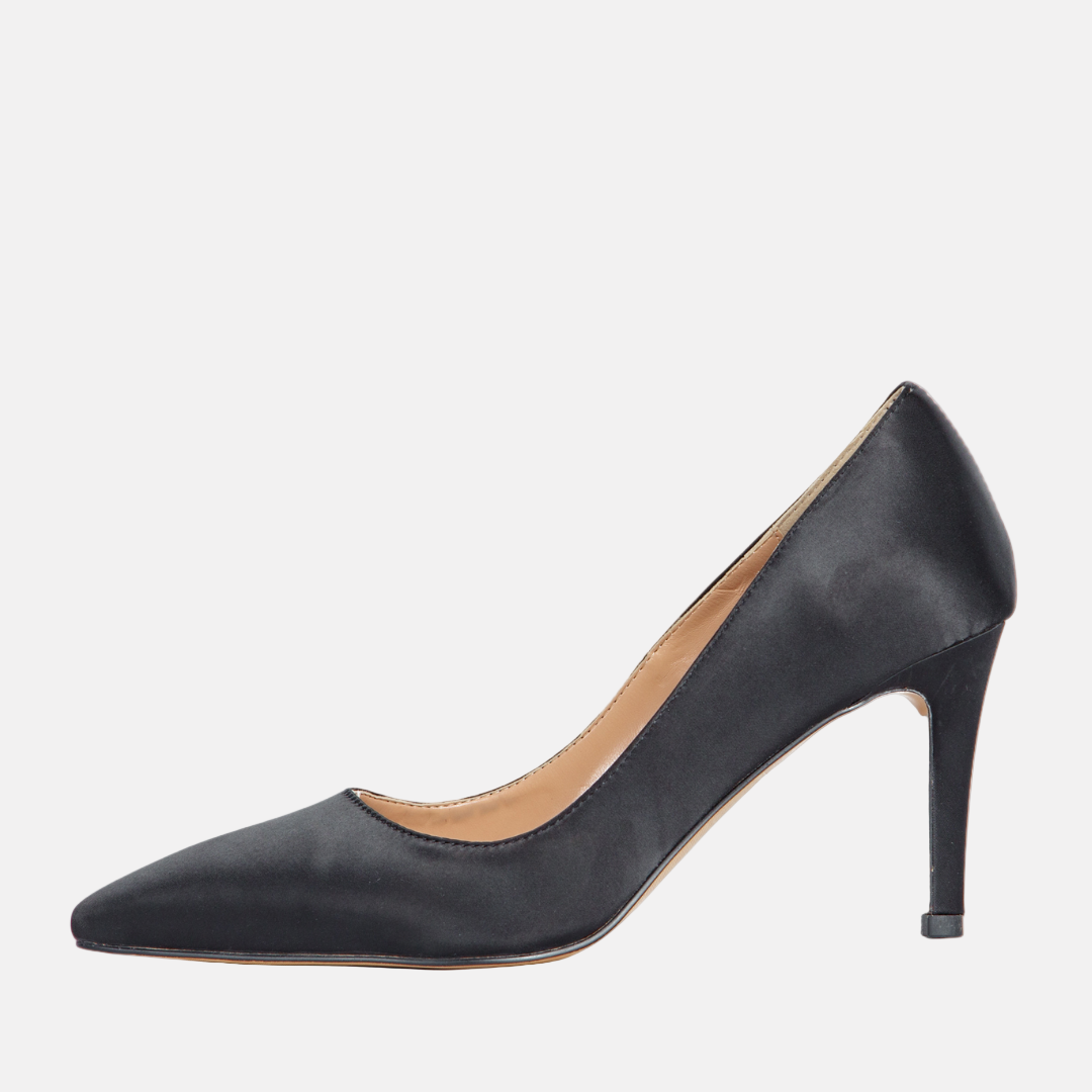 Capri Pumps Black
