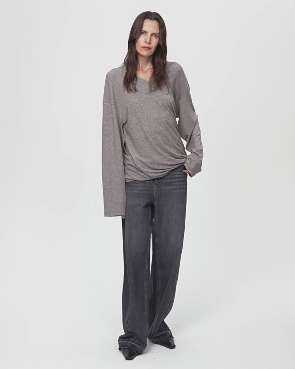 Tencel Wool V-Neck Two-Wear Elastic Hem T-Shirt