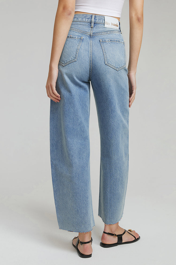 Moon Curve Raw Hem Crop Jeans | HJ129