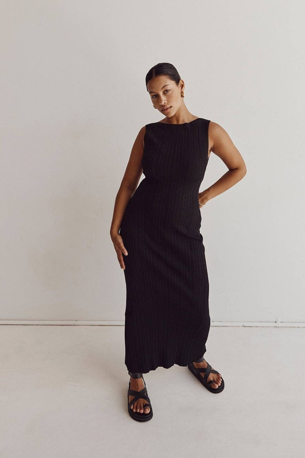 The Greece Parthenon Knit Maxi Dress Taupe
