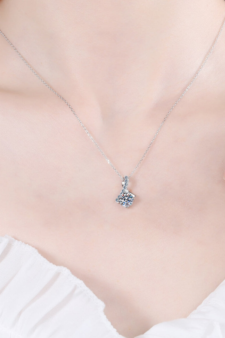 Unique & Chic Moissanite Pendant Necklace