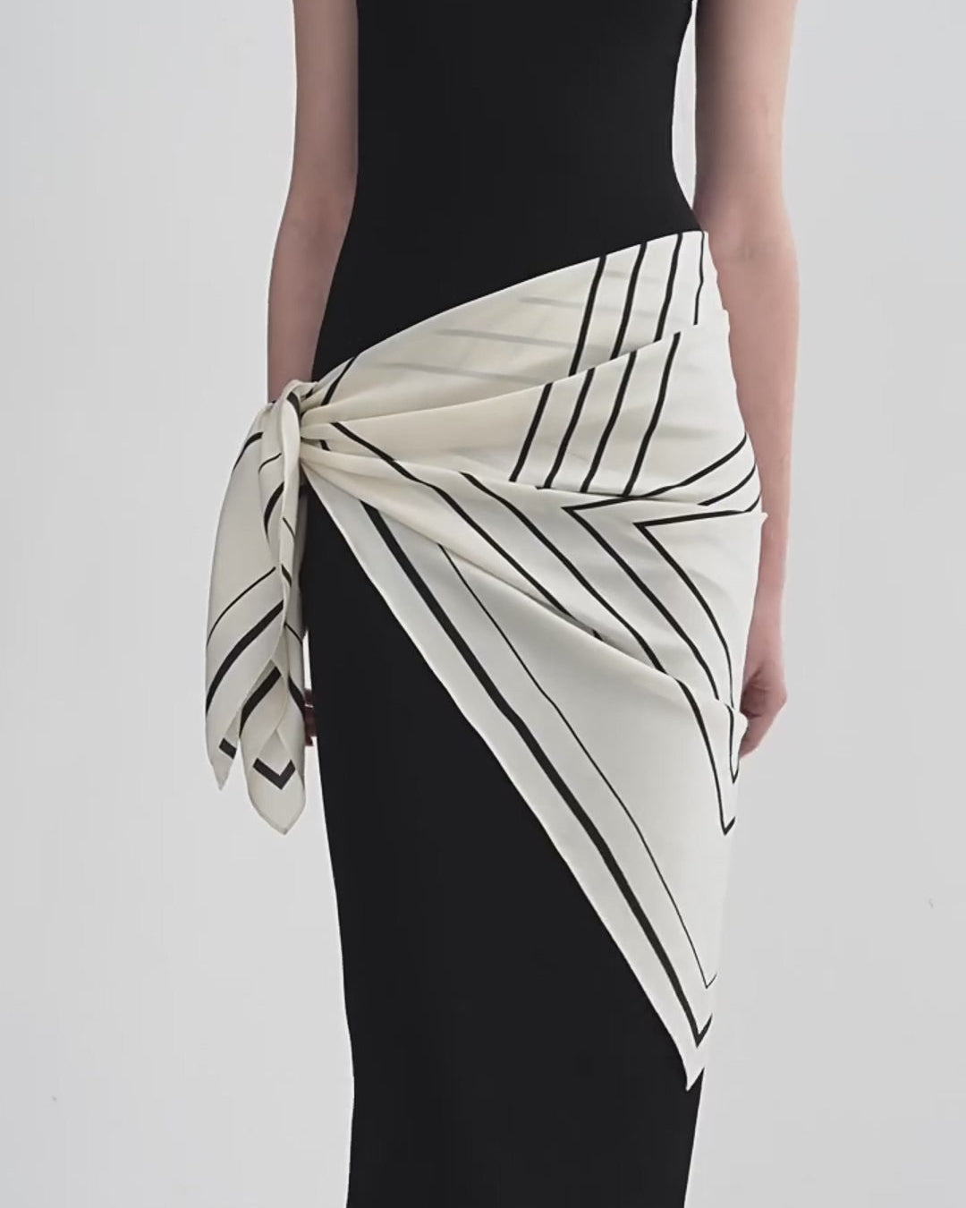 Fireladyfur Women's Stretch Silk Scarf with Original Geometric Print