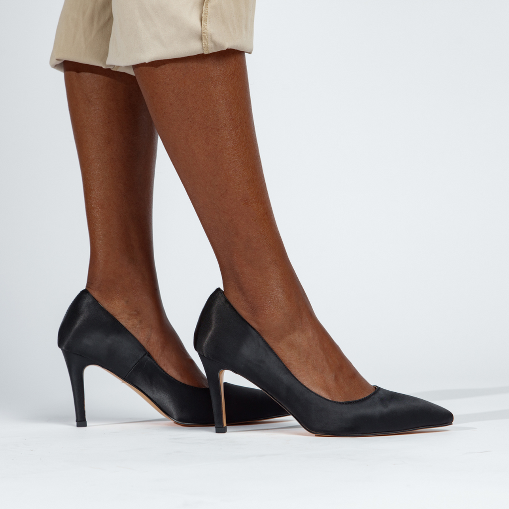 Capri Pumps Black