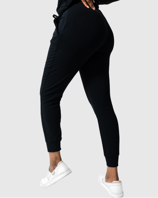 Women's  The Ease Jogger | Black