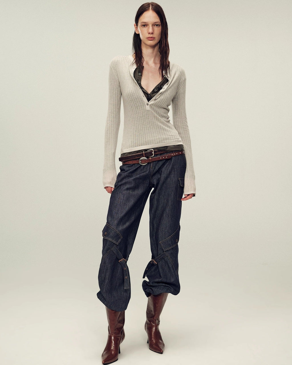 Ultrafine Wool Blend Versatile V-Neck Cardigan "Warm Brown Quiet Autumn"