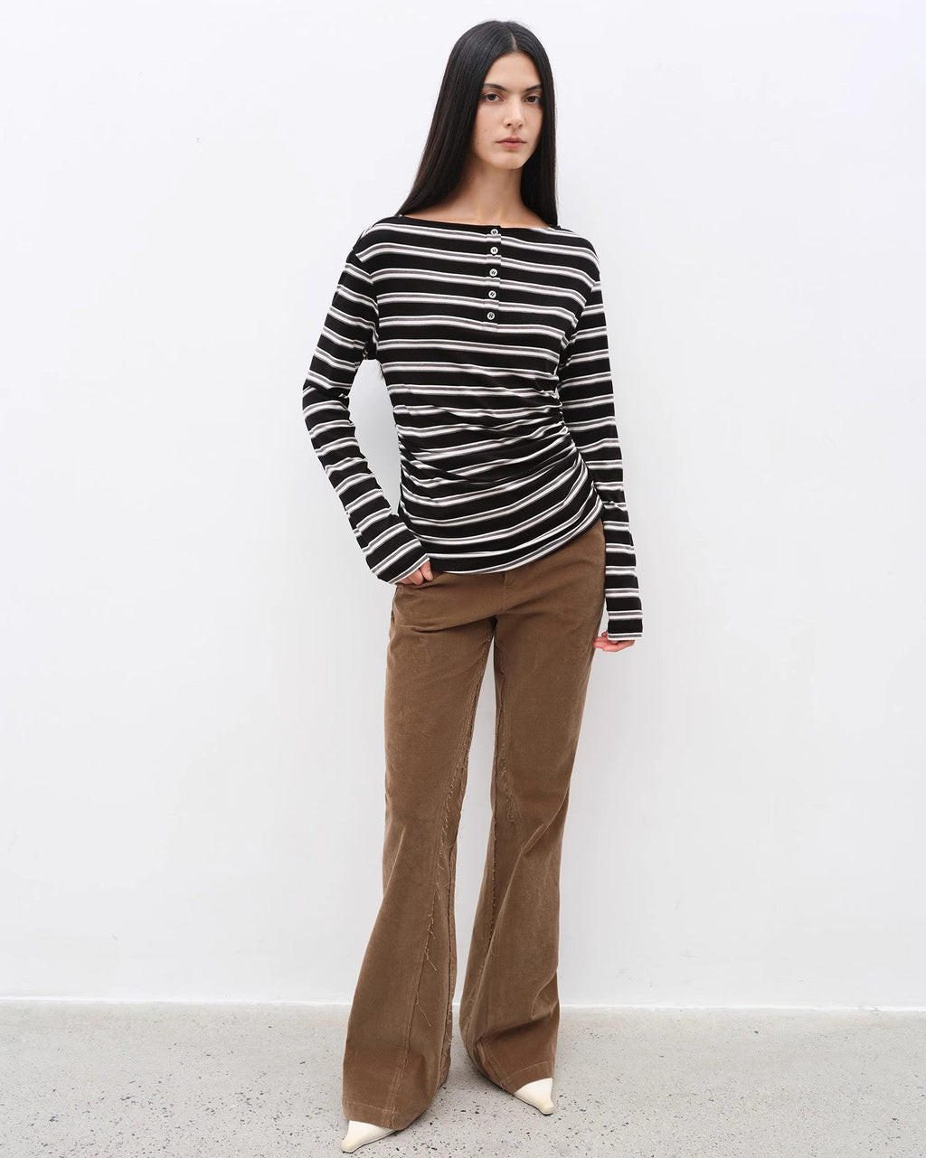 'Road to Extraordinary' Versatile Slim Corduroy Flared Trousers