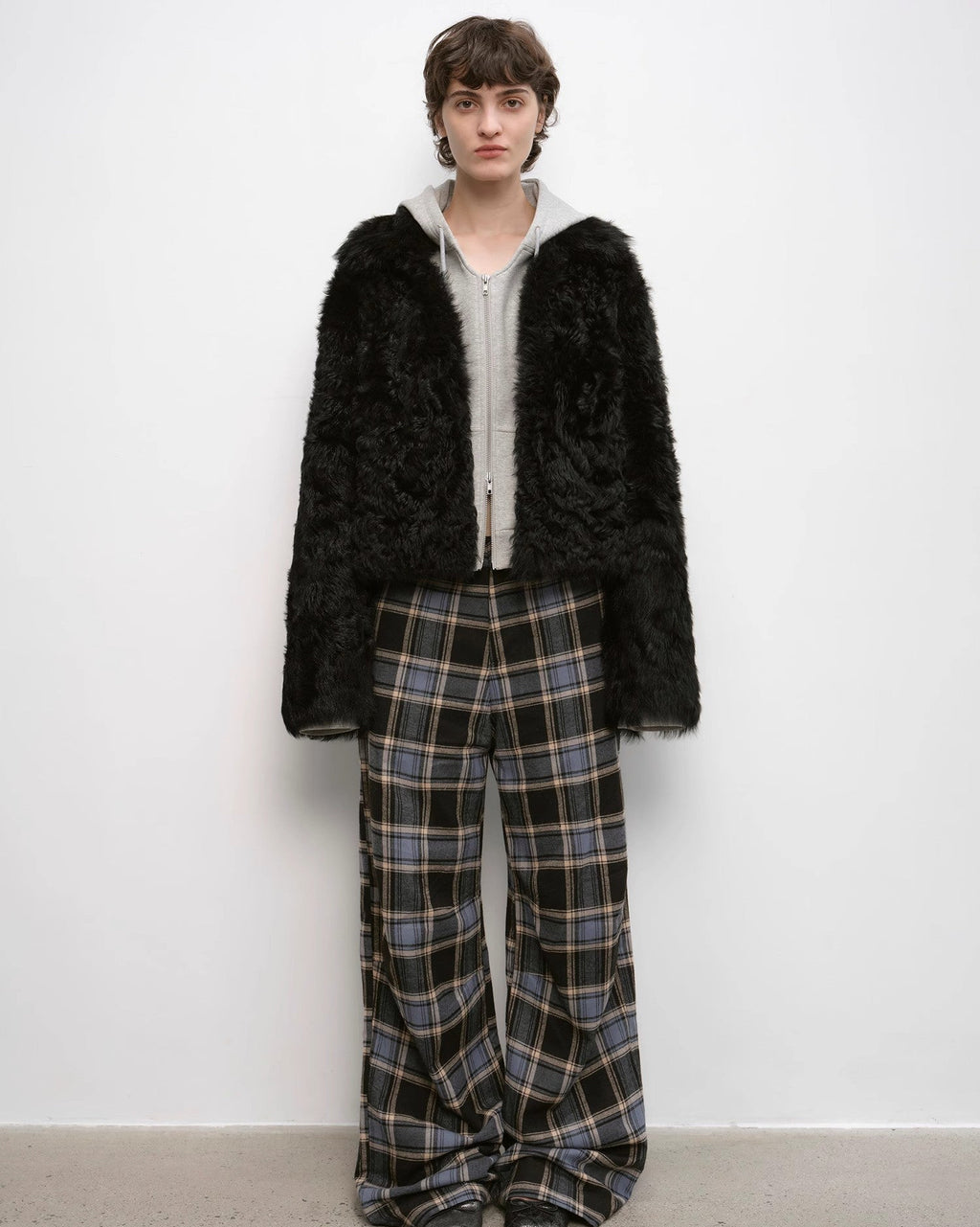 Fireladyfur Women's Short Wool Sheepskin Coat ‘Blackmoon Berlin’
