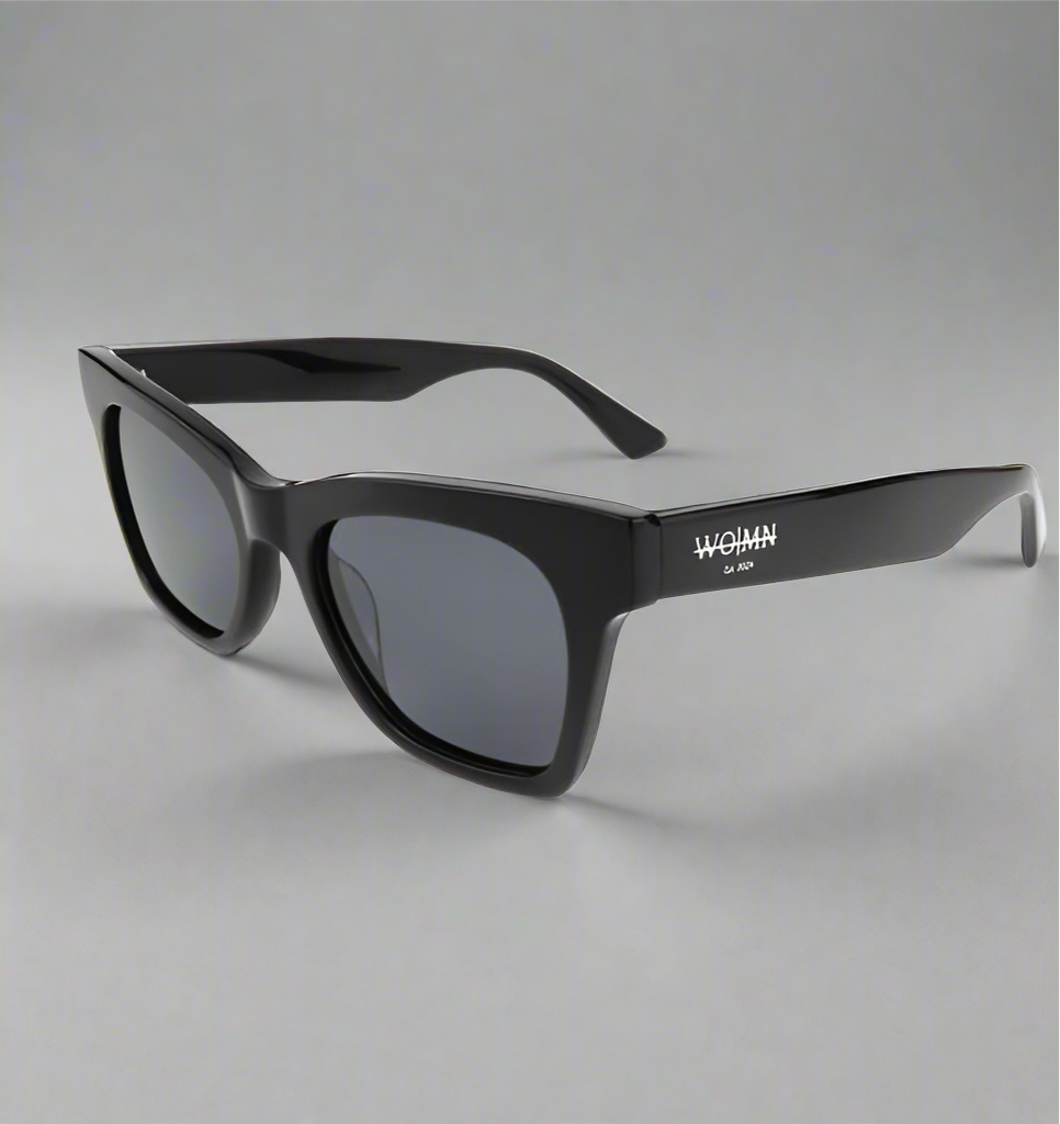 WO|MN Bold and Sleek Square Sunglasses | Black