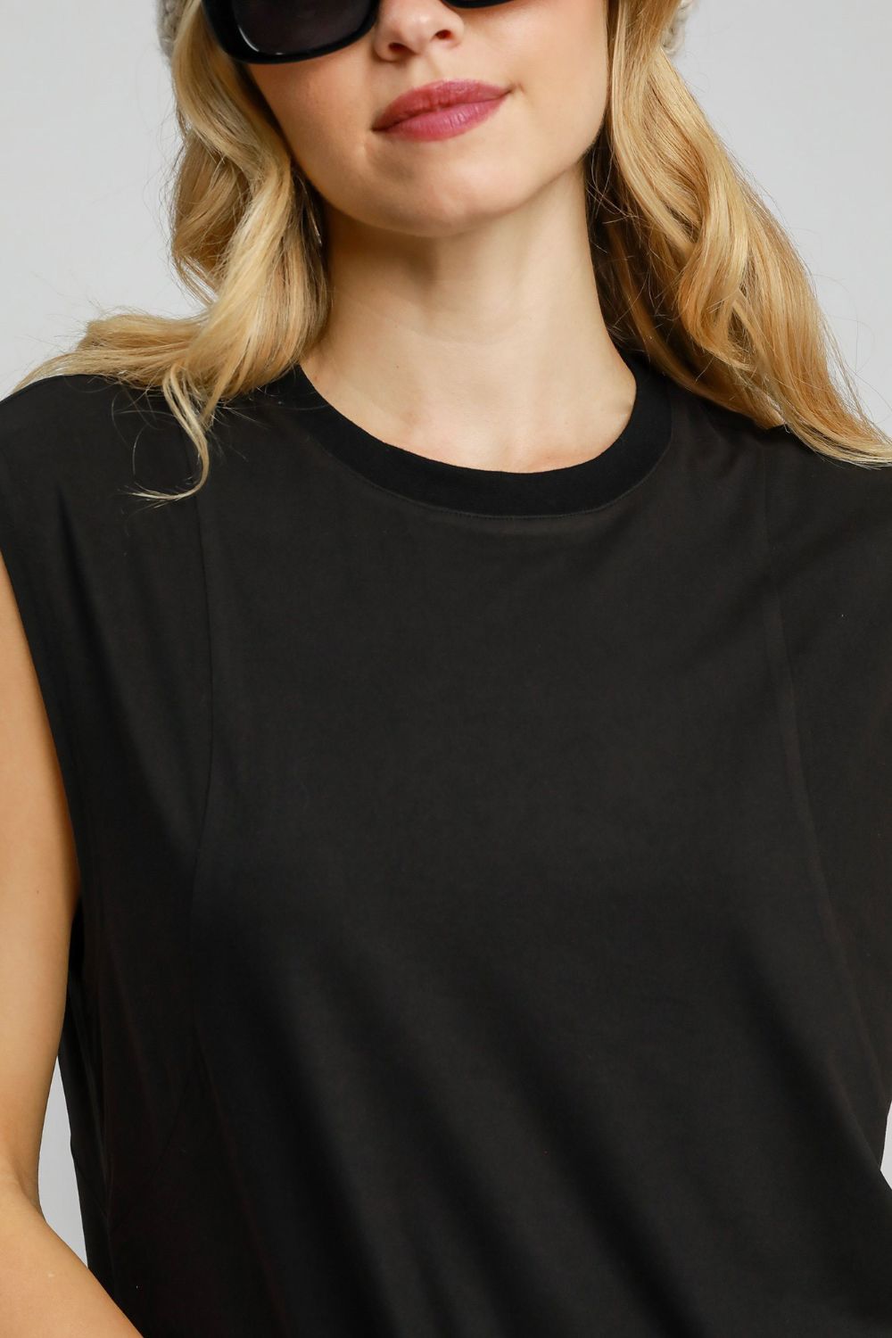 Sleeveless High-Low Curved Hemline Mini Dress Black