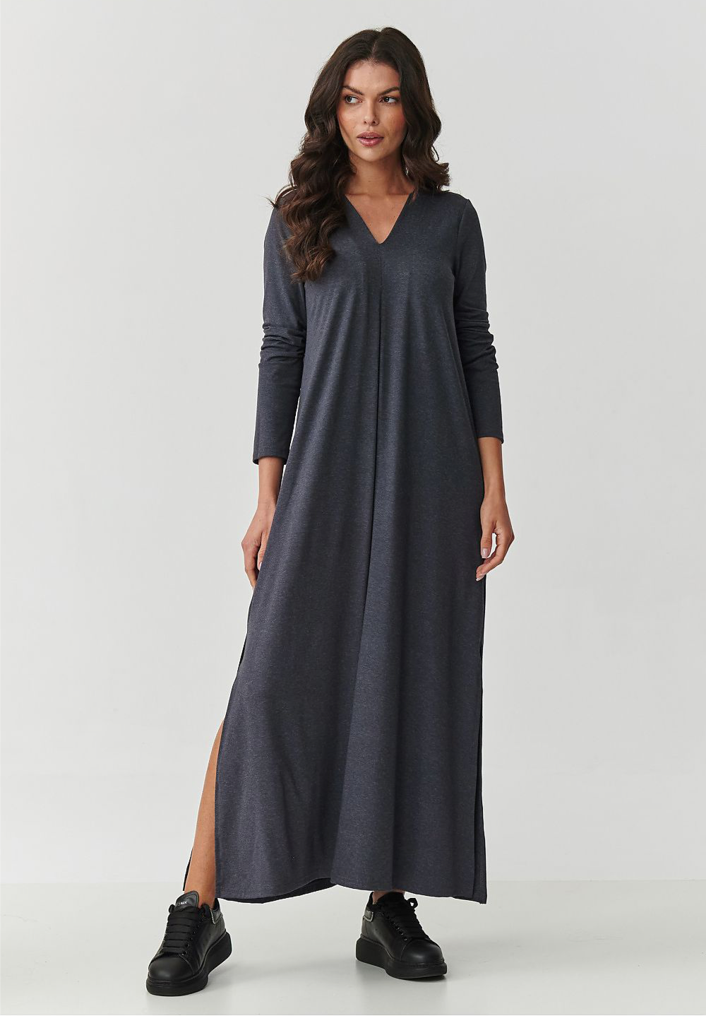 Makadamia V-Neck Long Sleeve Maxi Day Dress