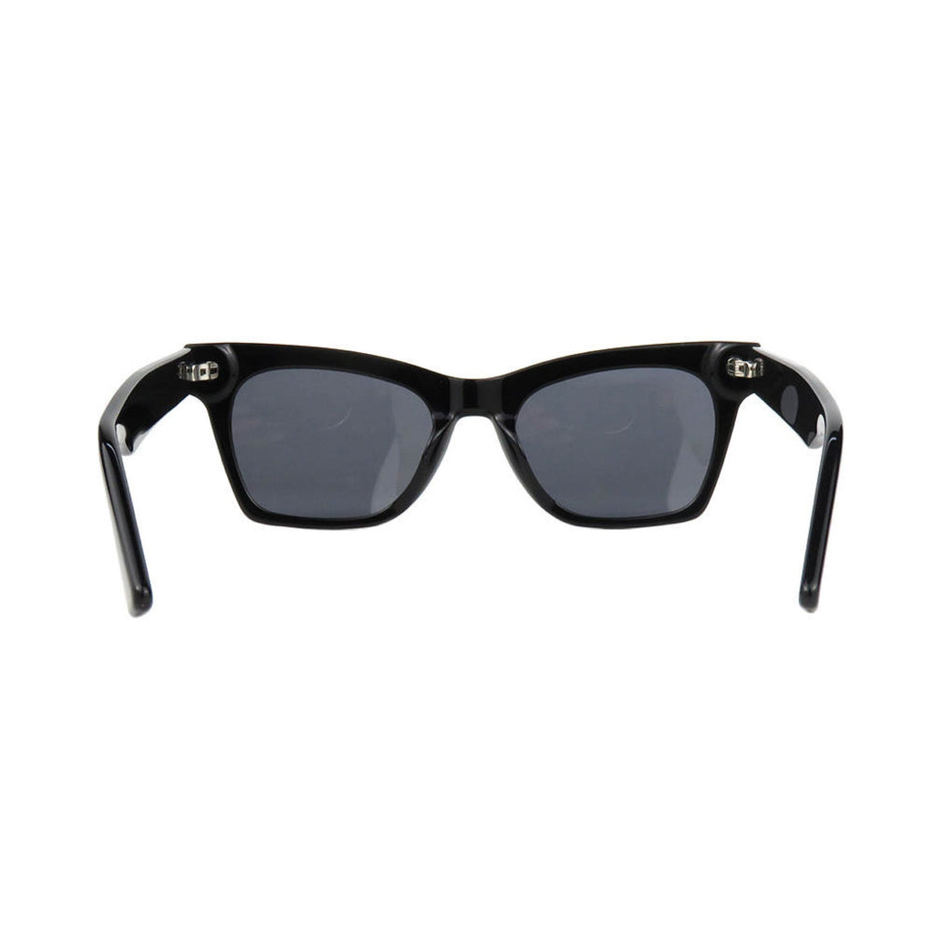 WO|MN Bold and Sleek Square Sunglasses | Black