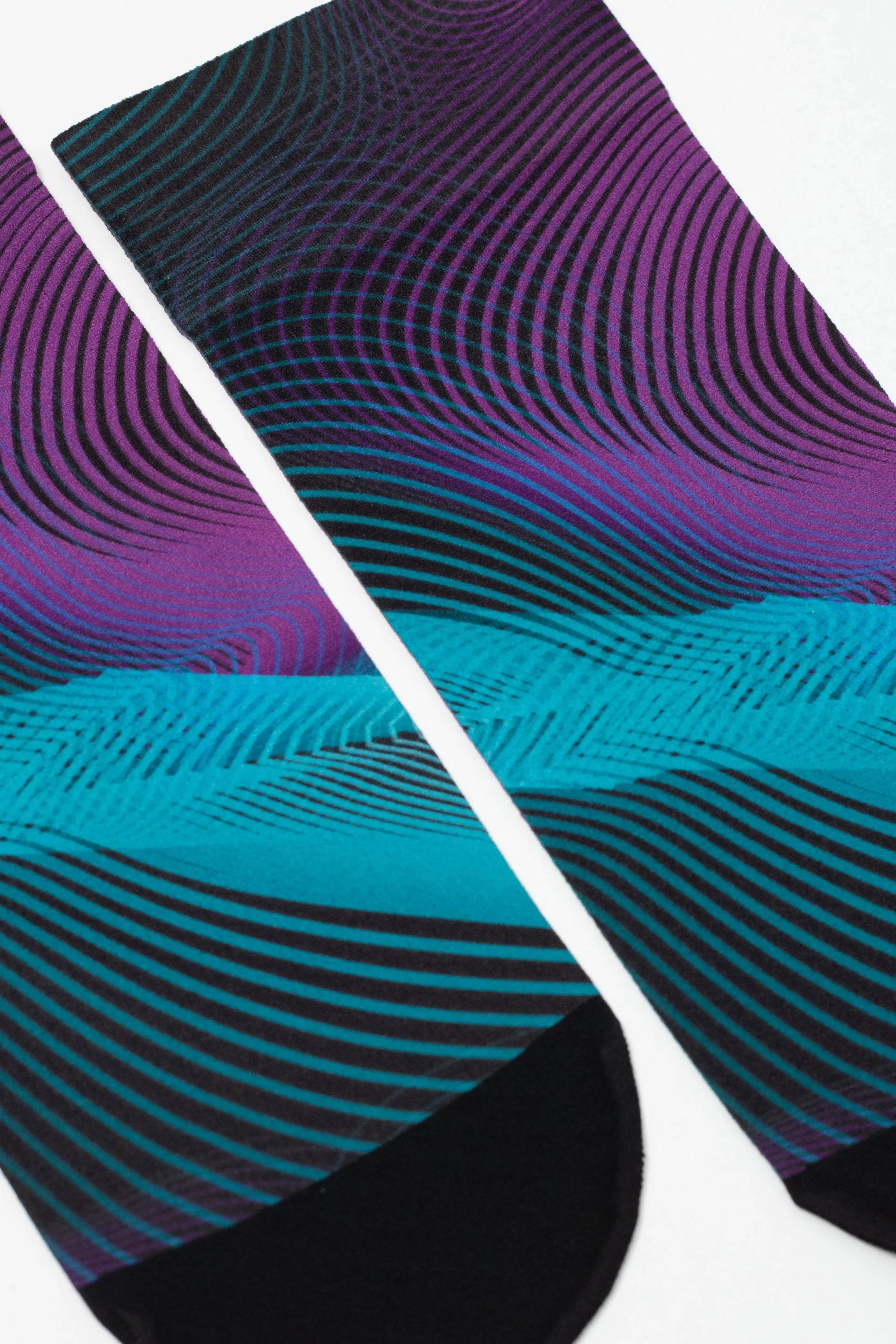 Conte Fantasy Socks 907 | "Hologram" Pattern