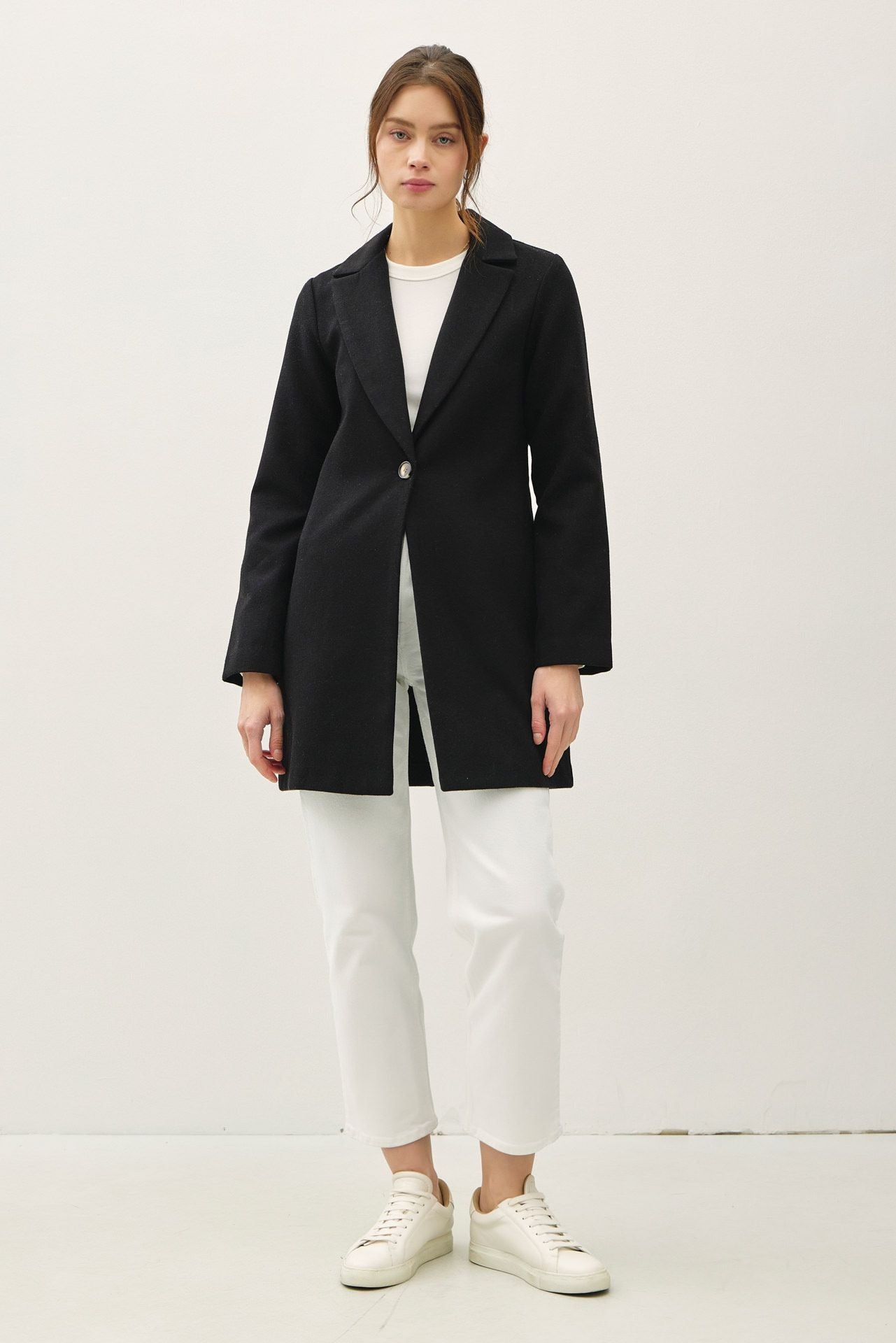 Single Button Light Coat with Pockets
