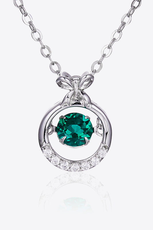 Round In 0.5 Ct Emerald Pendant Necklace in Silver