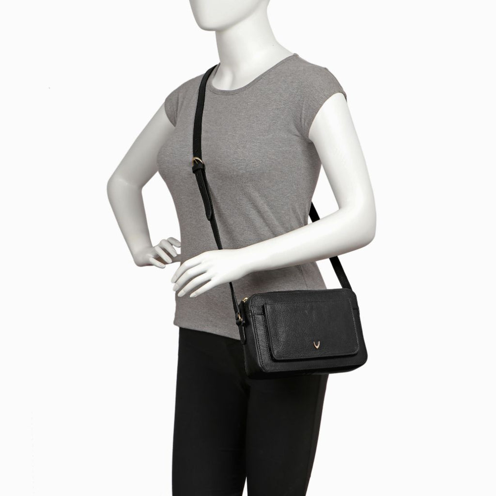 Hidesign Unisex Leather Minimal Crossbody Bag